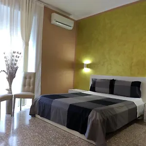  Apartment Holidays House Marconi Italy